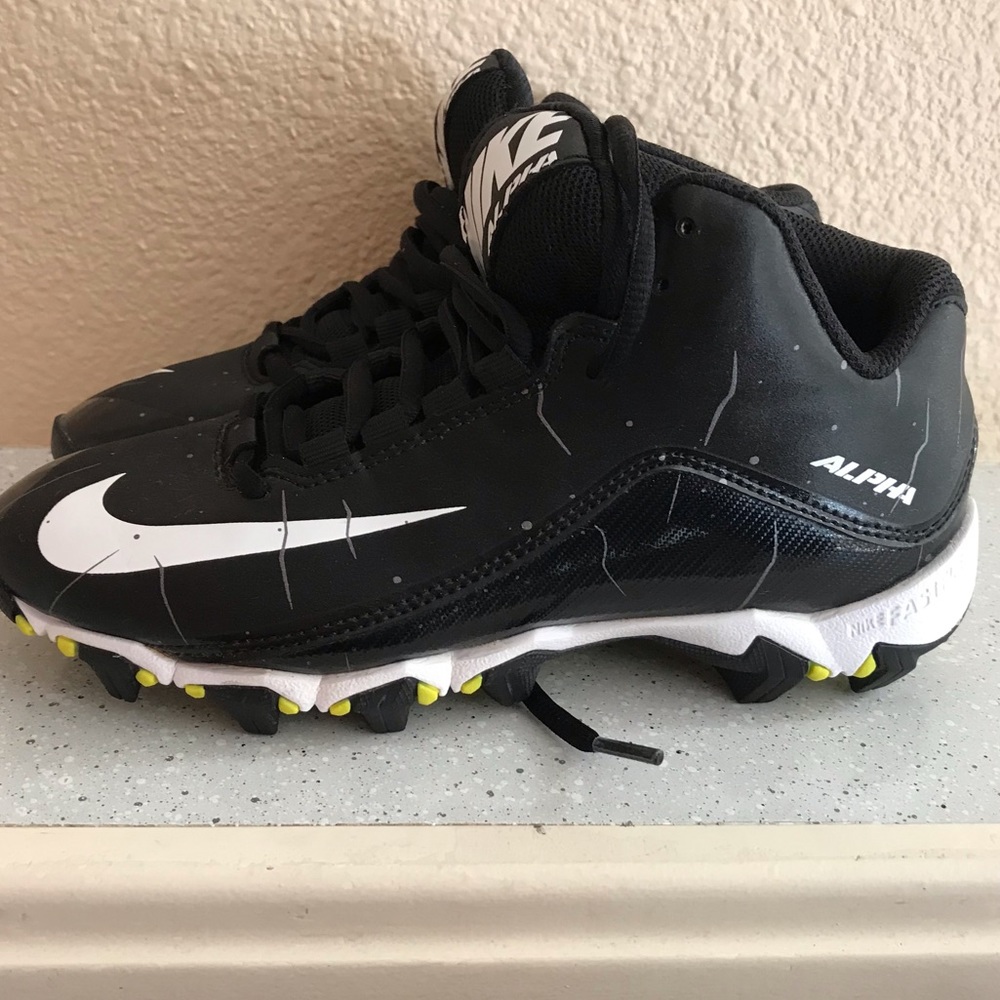 Nike fast-flex alpha baseball/ football cleats